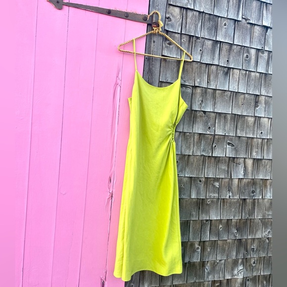 Chartreuse Green Linen Midid Dress Size Large NWT - Picture 2 of 8